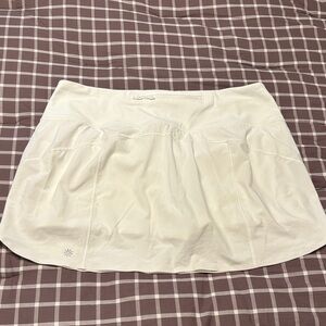 BNNW athleta run with it 14” skort